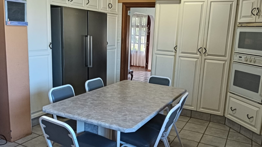 4 Bedroom Property for Sale in Dorchester Heights Eastern Cape